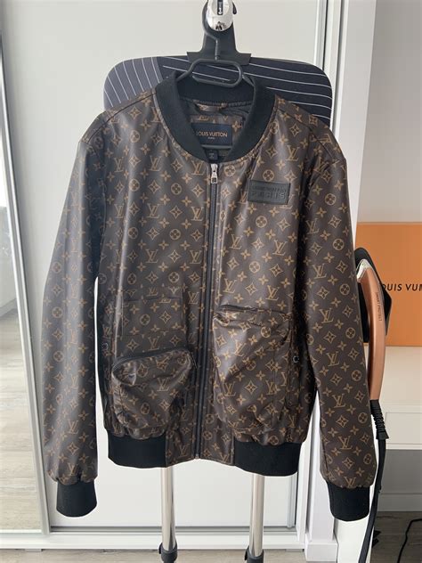 Kurtki męskie Louis Vuitton .